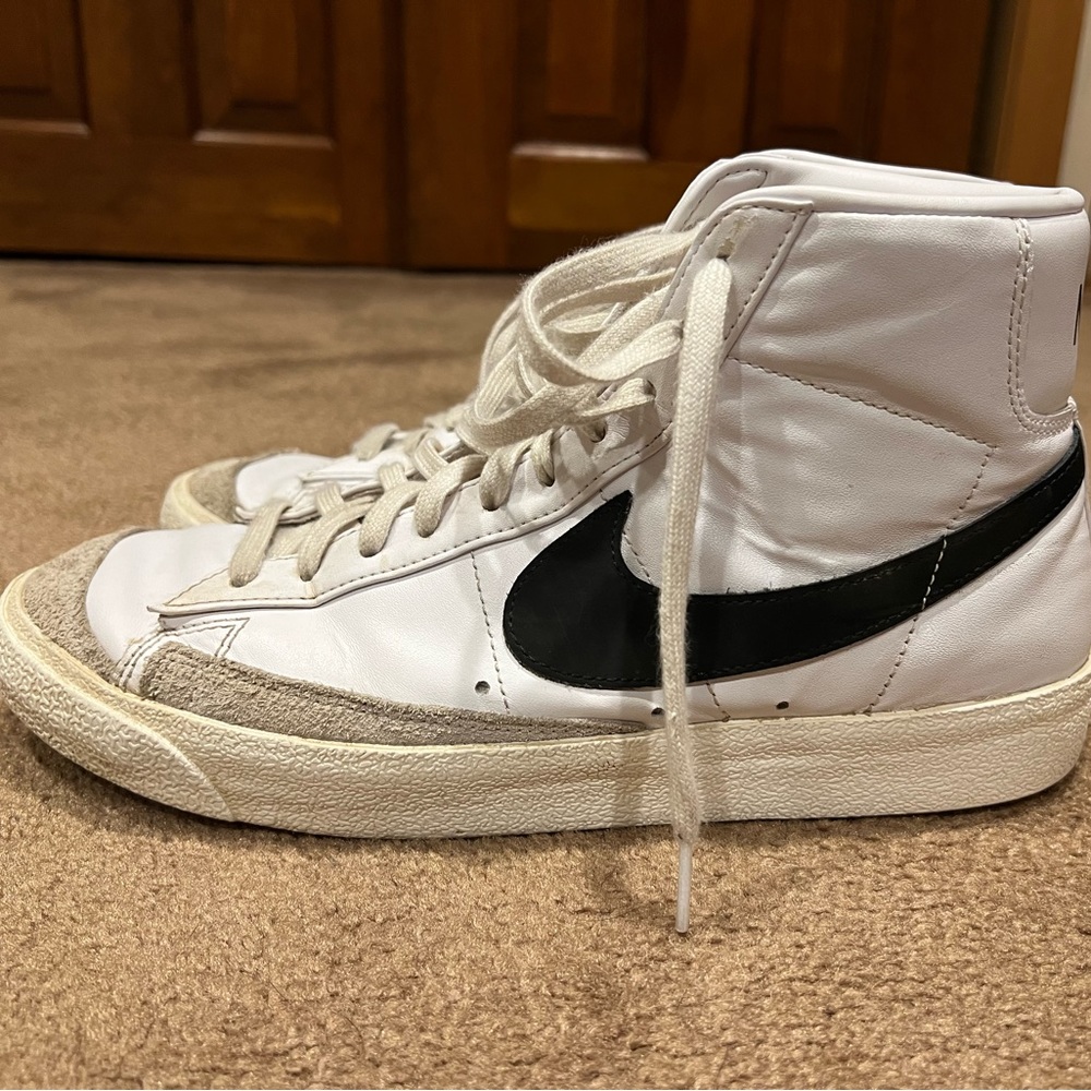 Nike Mid Blazer ‘77 men’s size 10